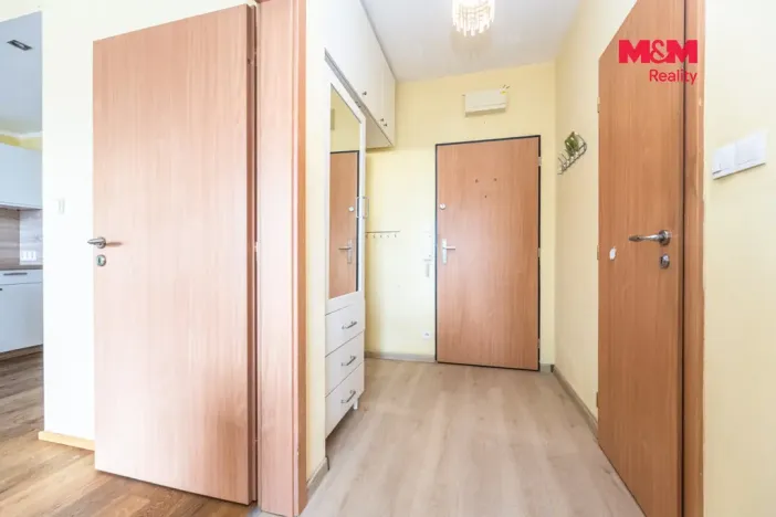 Pronájem bytu 2+kk, Praha - Hlubočepy, Wassermannova, 48 m2