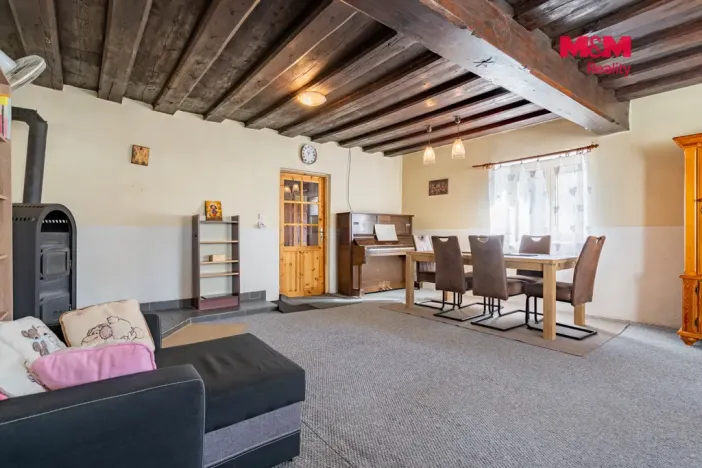 Prodej rodinného domu, Nové Hrady - Byňov, 370 m2