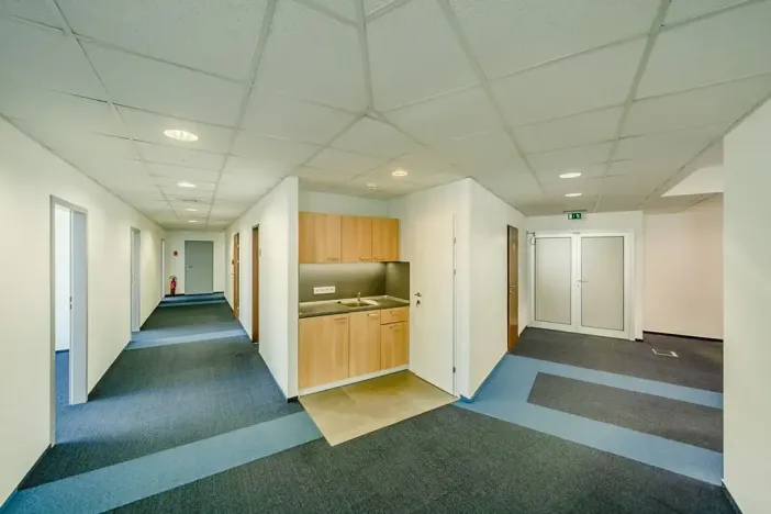 Pronájem kanceláře, Praha - Vinohrady, Škrétova, 480 m2