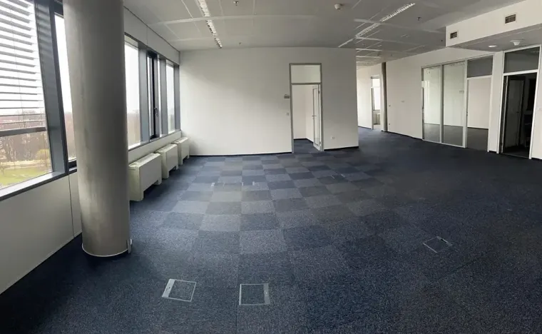 Pronájem kanceláře, Praha - Prosek, Prosecká, 302 m2