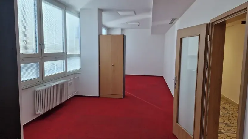 Pronájem komerčního prostoru, 45 m², náměstí Svobody, Znojmo