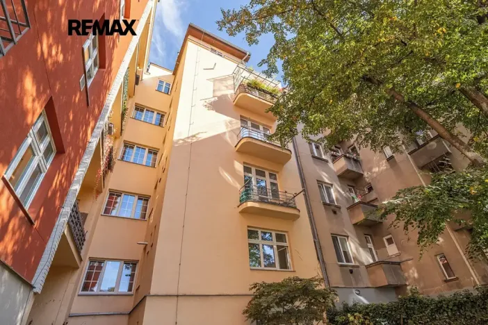 Prodej bytu 2+kk, Praha - Podolí, Doudova, 50 m2