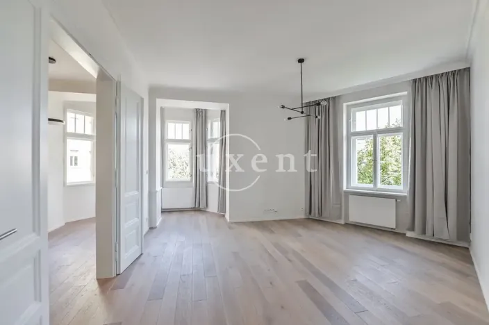 Pronájem bytu 3+kk, Praha - Vinohrady, náměstí Jiřího z Poděbrad, 137 m2