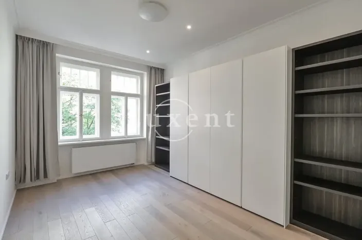Pronájem bytu 3+kk, Praha - Vinohrady, náměstí Jiřího z Poděbrad, 137 m2