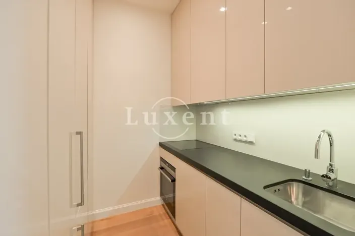 Pronájem bytu 3+kk, Praha - Vinohrady, náměstí Jiřího z Poděbrad, 93 m2
