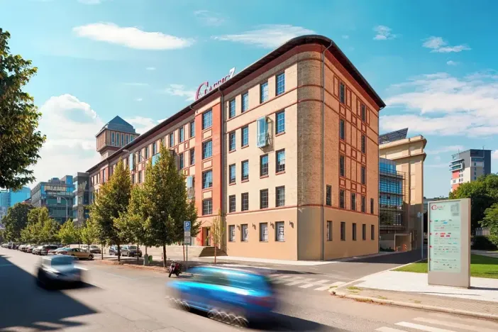 Pronájem kanceláře, Praha - Holešovice, 653 m2