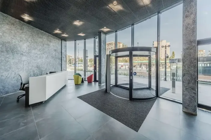 Pronájem kanceláře, Praha - Vokovice, 447 m2