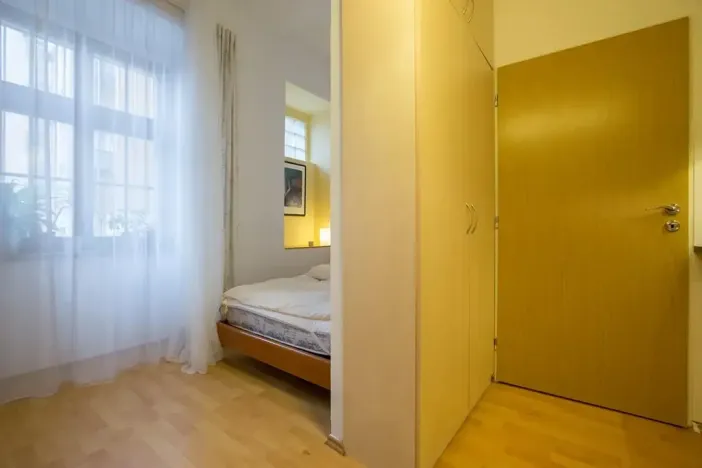 Pronájem bytu 2+kk, Praha - Holešovice, U průhonu, 50 m2