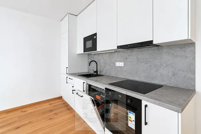 Prodej bytu 1+kk, Praha - Košíře, Starokošířská, 42 m2
