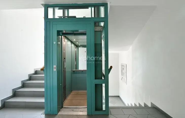 Pronájem bytu 4+kk, Praha - Liboc, U silnice, 200 m2