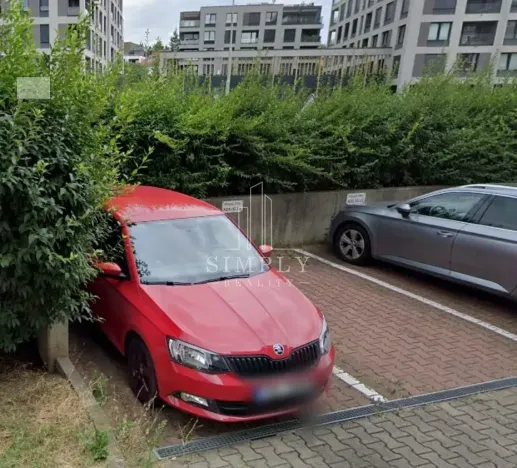 Pronájem garážového stání, Praha - Strašnice, Počernická, 8 m2