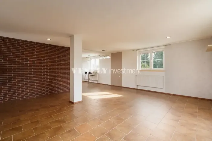 Prodej rodinného domu, Křtěnov, 200 m2