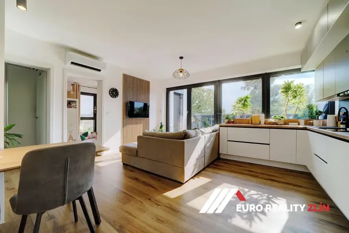 Prodej bytu 3+kk, Otrokovice, Spojovací, 67 m2