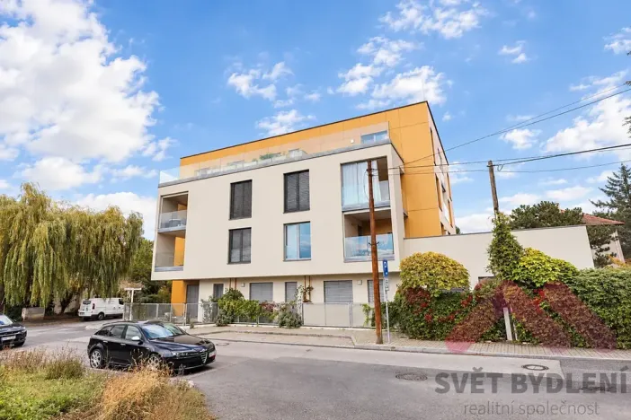 Pronájem bytu 3+kk, Praha - Modřany, Nesvadbova, 120 m2