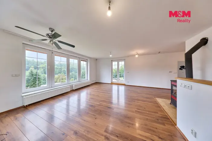 Prodej chalupy, Bernartice, 226 m2