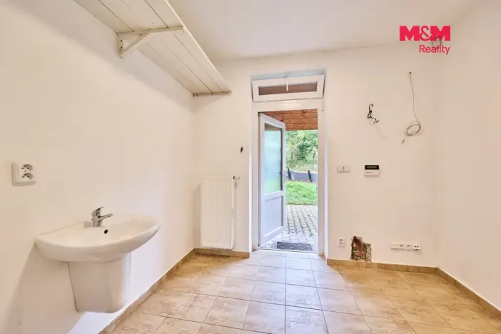 Prodej chalupy, Bernartice, 226 m2