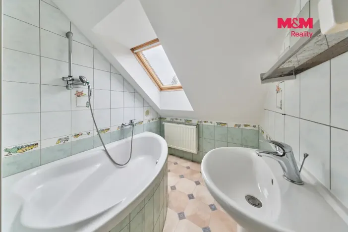 Prodej chalupy, Bernartice, 226 m2