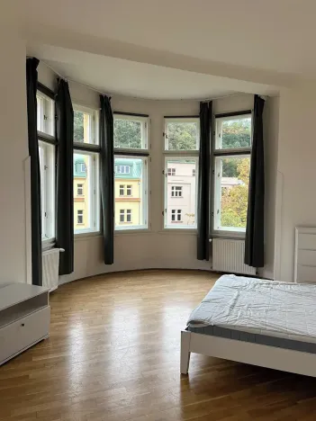 Pronájem bytu 2+kk, Praha - Karlín, Kubova, 65 m2