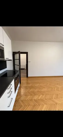 Pronájem bytu 2+kk, Praha - Vinohrady, Nad olšinami, 48 m2