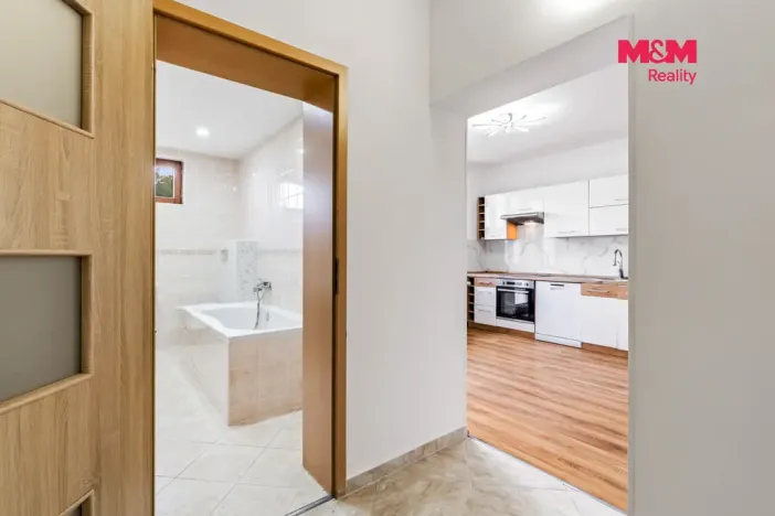 Pronájem bytu 2+kk, Chlumec, Ústecká, 58 m2
