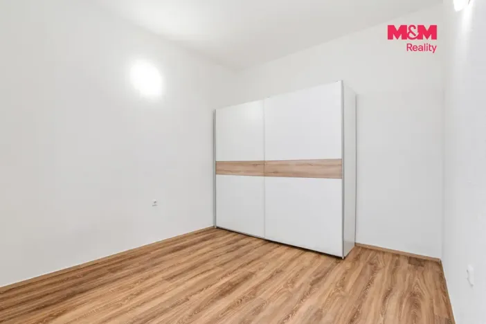 Pronájem bytu 2+kk, Chlumec, Ústecká, 58 m2