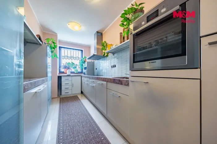 Prodej rodinného domu, Psáry - Dolní Jirčany, U Studny, 275 m2