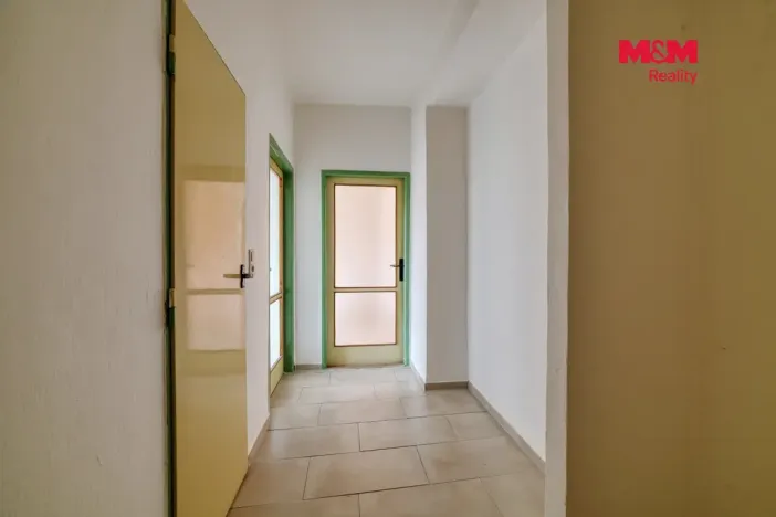 Prodej bytu 2+1, Kynšperk nad Ohří, náměstí SNP, 51 m2