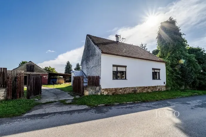 Prodej rodinného domu, Dříteň, 90 m2