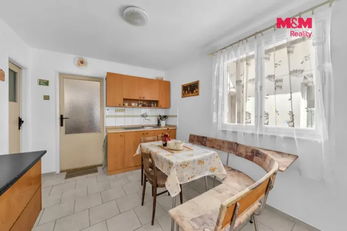 Prodej rodinného domu, Úsobí, 678 m2