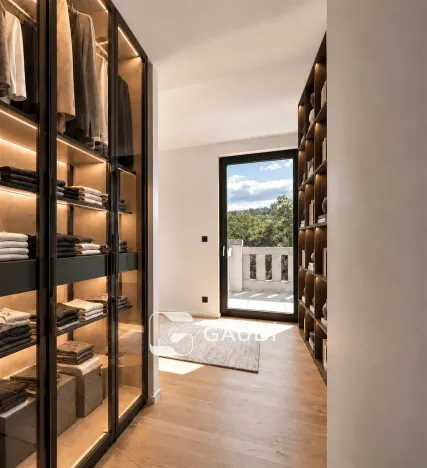 Prodej bytu 4+kk, Praha, Mezitraťová, 105 m2