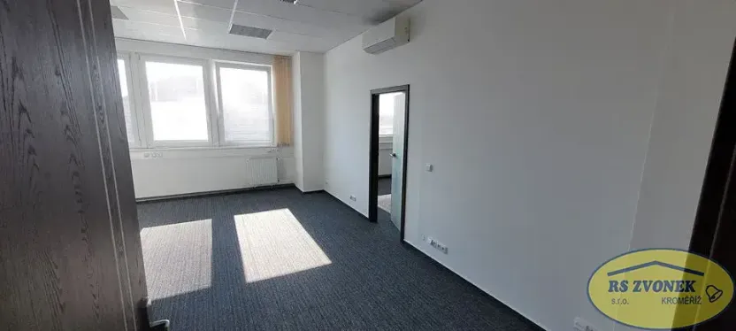 Pronájem kanceláře, Olomouc, tř. Kosmonautů, 105 m2