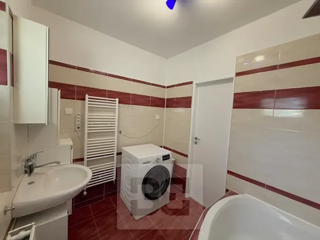 Pronájem bytu 2+1, Vodochody, U Studánky, 74 m2