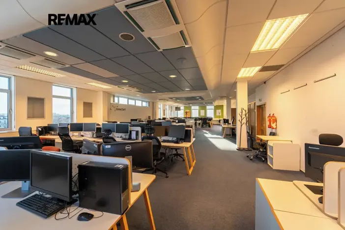 Pronájem obchodního prostoru, Kolín, Sladkovského, 540 m2