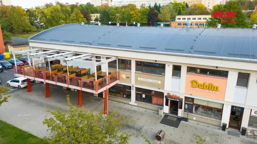Pronájem restaurace, Most, Obránců míru, 400 m2