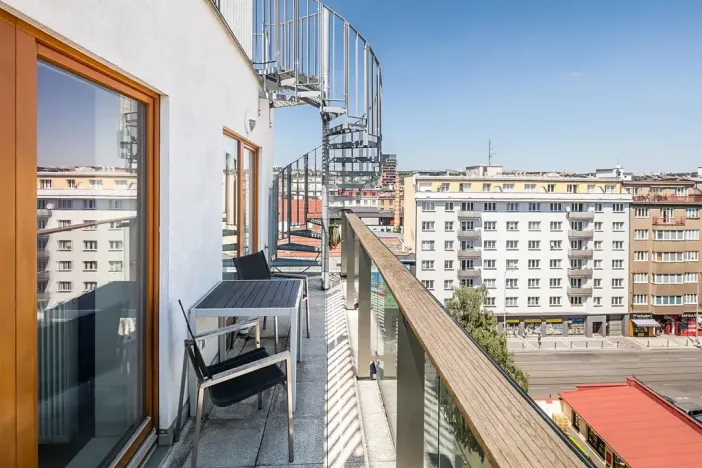 Pronájem bytu 3+kk, Praha - Holešovice, Komunardů, 88 m2