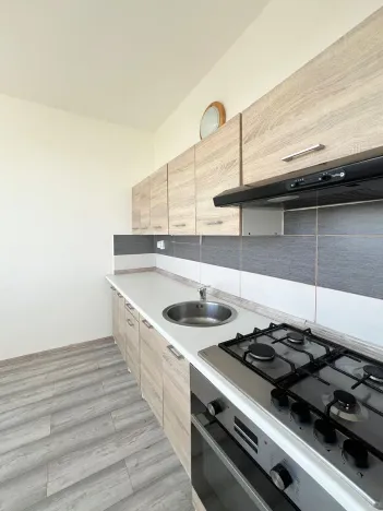 Pronájem bytu 2+1, Chomutov, Kamenný vrch, 58 m2
