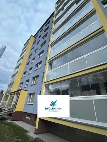 Pronájem bytu 3+1, 68 m², Dukelských hrdinů, Krupka, Maršov