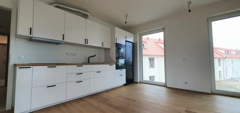 Pronájem bytu 2+kk, Praha - Královice, Ke Tvrzi, 47 m2