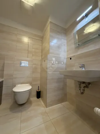 Pronájem bytu 1+kk, Praha - Uhříněves, Ke kříži, 34 m2