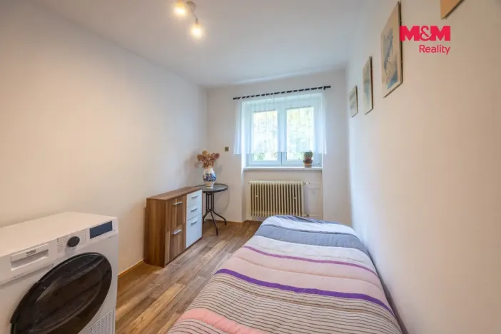 Prodej bytu 3+1, Nýrsko, Československých legií, 71 m2