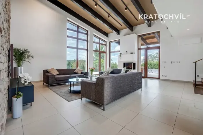 Prodej rodinného domu, Praha - Velká Chuchle, U bažantnice, 674 m2