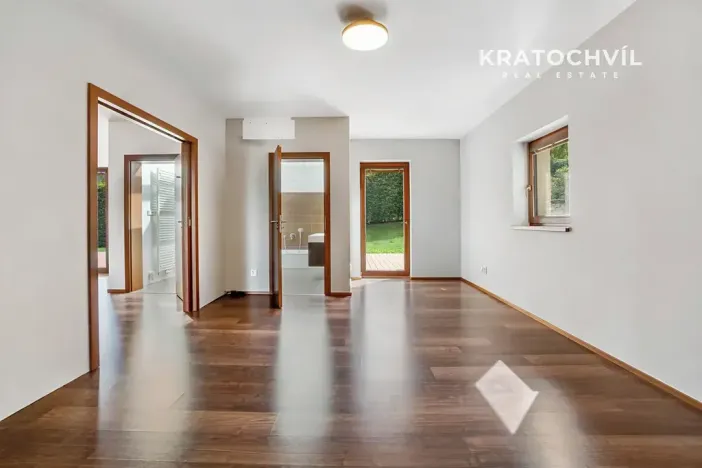 Prodej rodinného domu, Praha - Velká Chuchle, U bažantnice, 674 m2