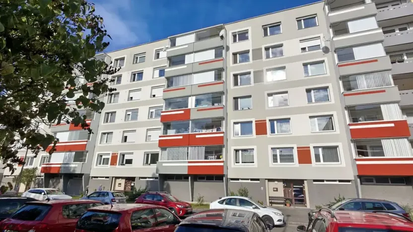 Prodej bytu 2+1, Hradec Králové, Sekaninova, 65 m2