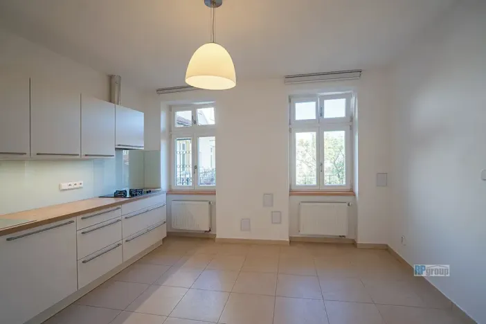 Pronájem bytu 2+1, Praha - Žižkov, Štítného, 73 m2