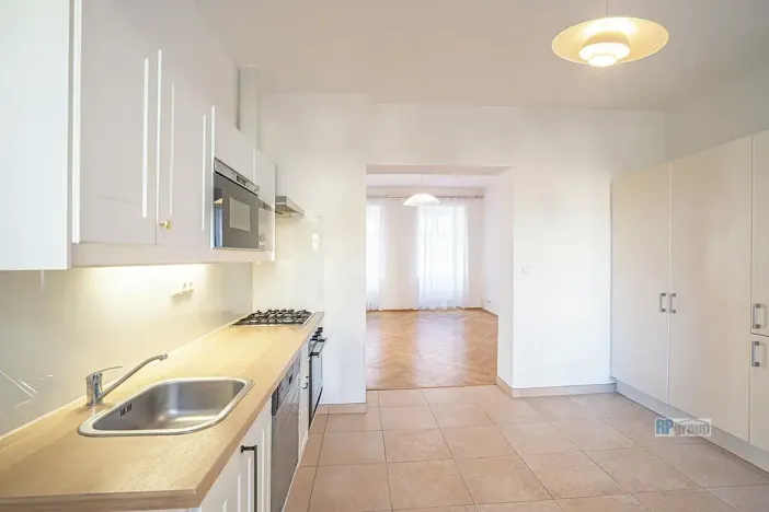 Pronájem bytu 3+1, Praha - Žižkov, Štítného, 99 m2