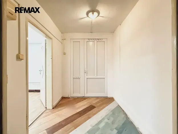 Pronájem obchodního prostoru, Praha - Strašnice, Štěchovická, 26 m2