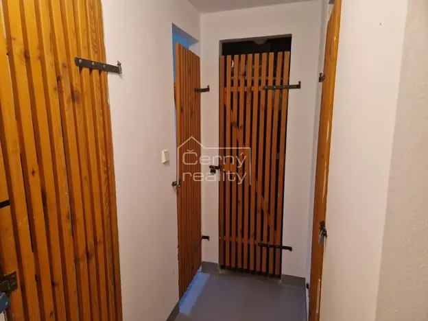 Pronájem bytu 2+1, Sezemice, Nerudova, 55 m2