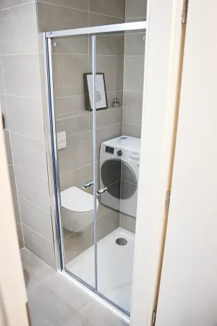 Pronájem bytu 1+kk, Praha - Smíchov, Plzeňská, 20 m2