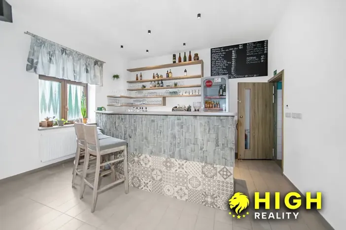 Prodej ubytování, Dobřany, Lipová, 820 m2
