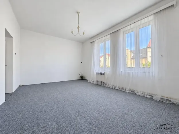 Prodej bytu 2+kk, Nymburk, Maršála Koněva, 44 m2